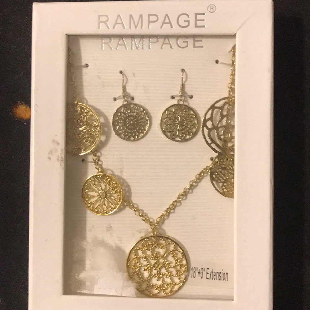 Gold plated jewelry necklace and earrings set